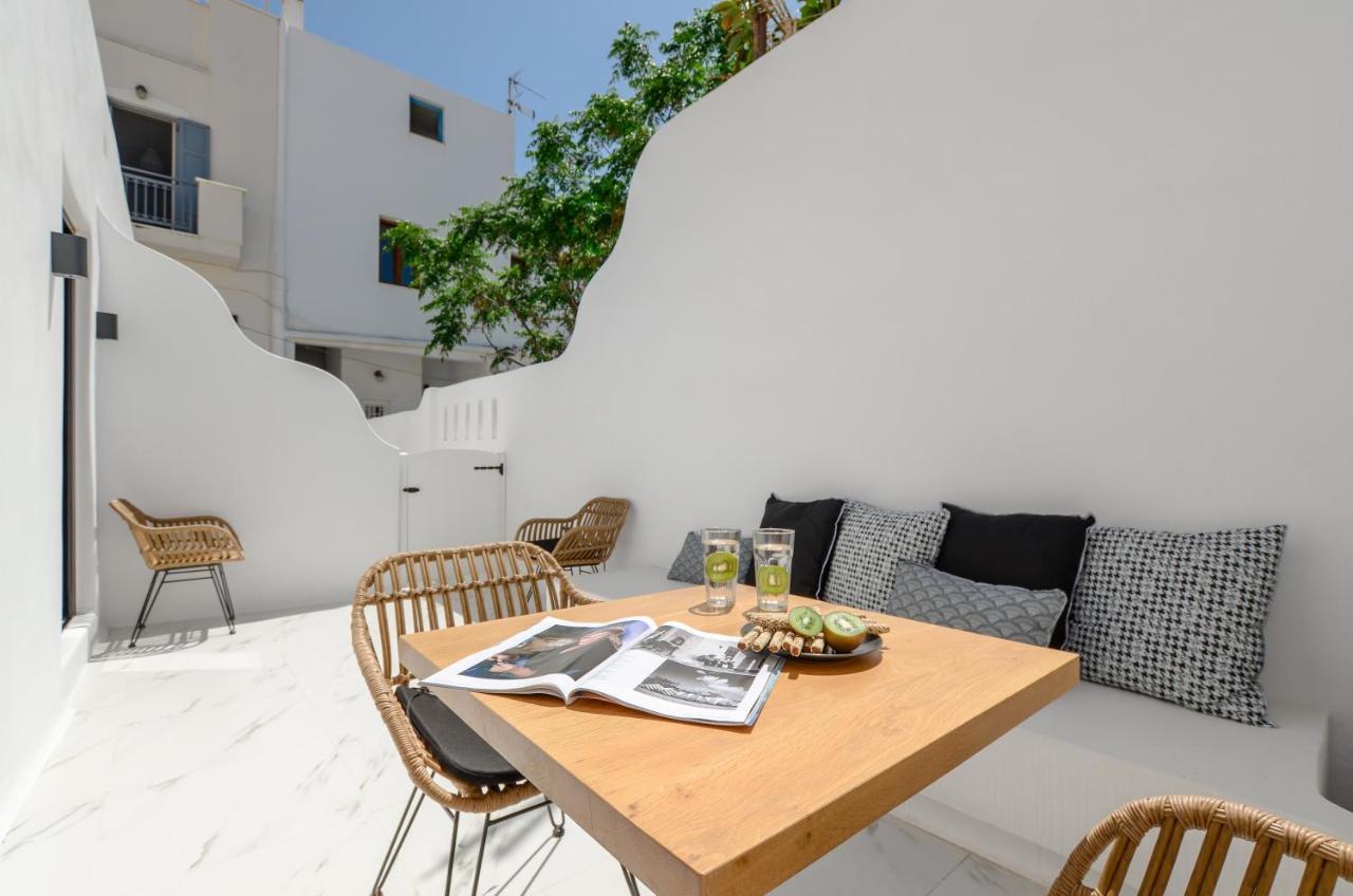 Diadema Apartments In The Town Naxos City Buitenkant foto